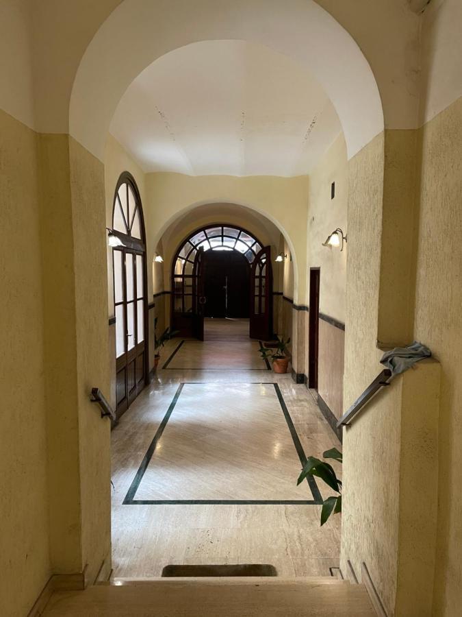 Elegant Apt-Typical Roman Palazzina Pz Alessandria Buitenkant foto